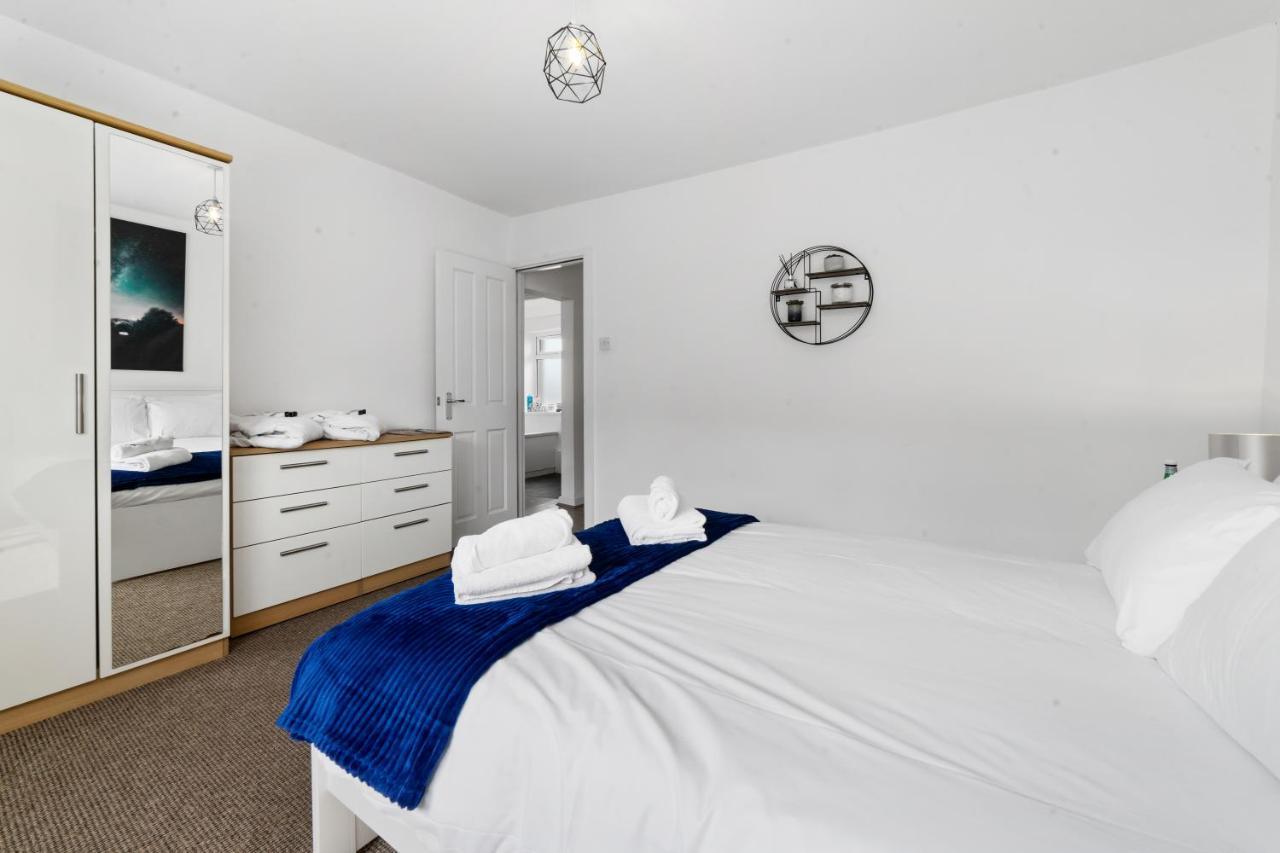 Village Cwtch Whitchurch 2 Bedroom Apartment Cardiff Exterior photo